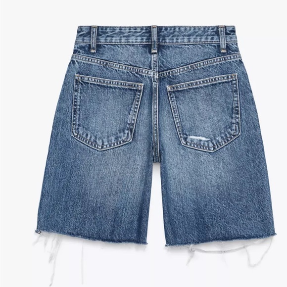 Zara Blue Distressed Jean Shorts - Picture 3 of 10